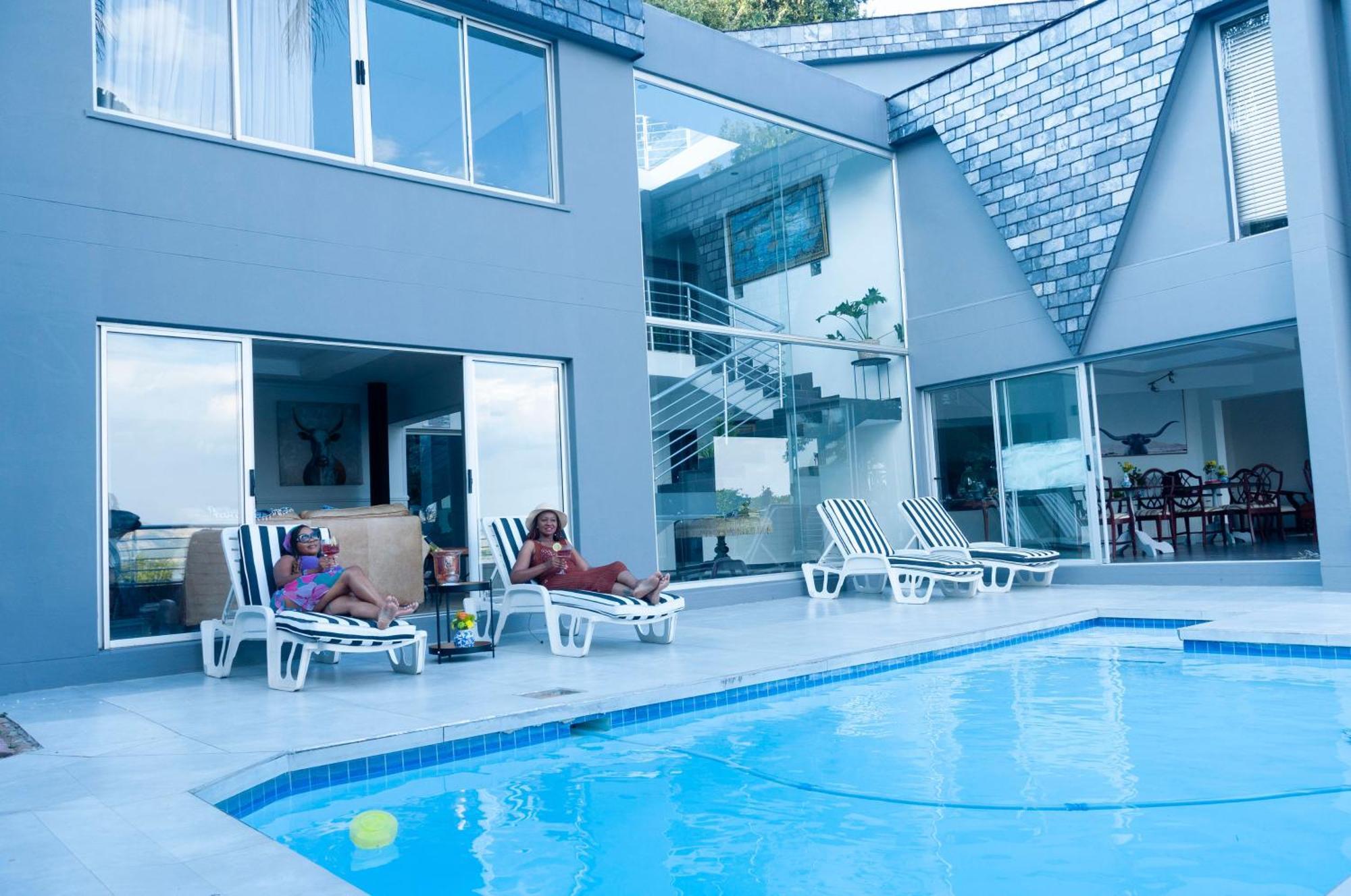 129Inharties Lodge And Spa Hartbeespoort Exteriör bild